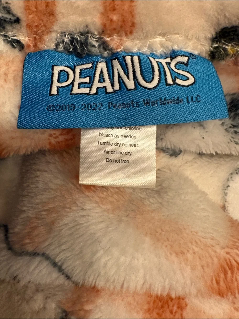 Peanuts adorable blanket
